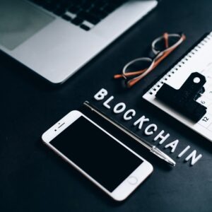 Smartphone Market Trends in the Blockchain Era